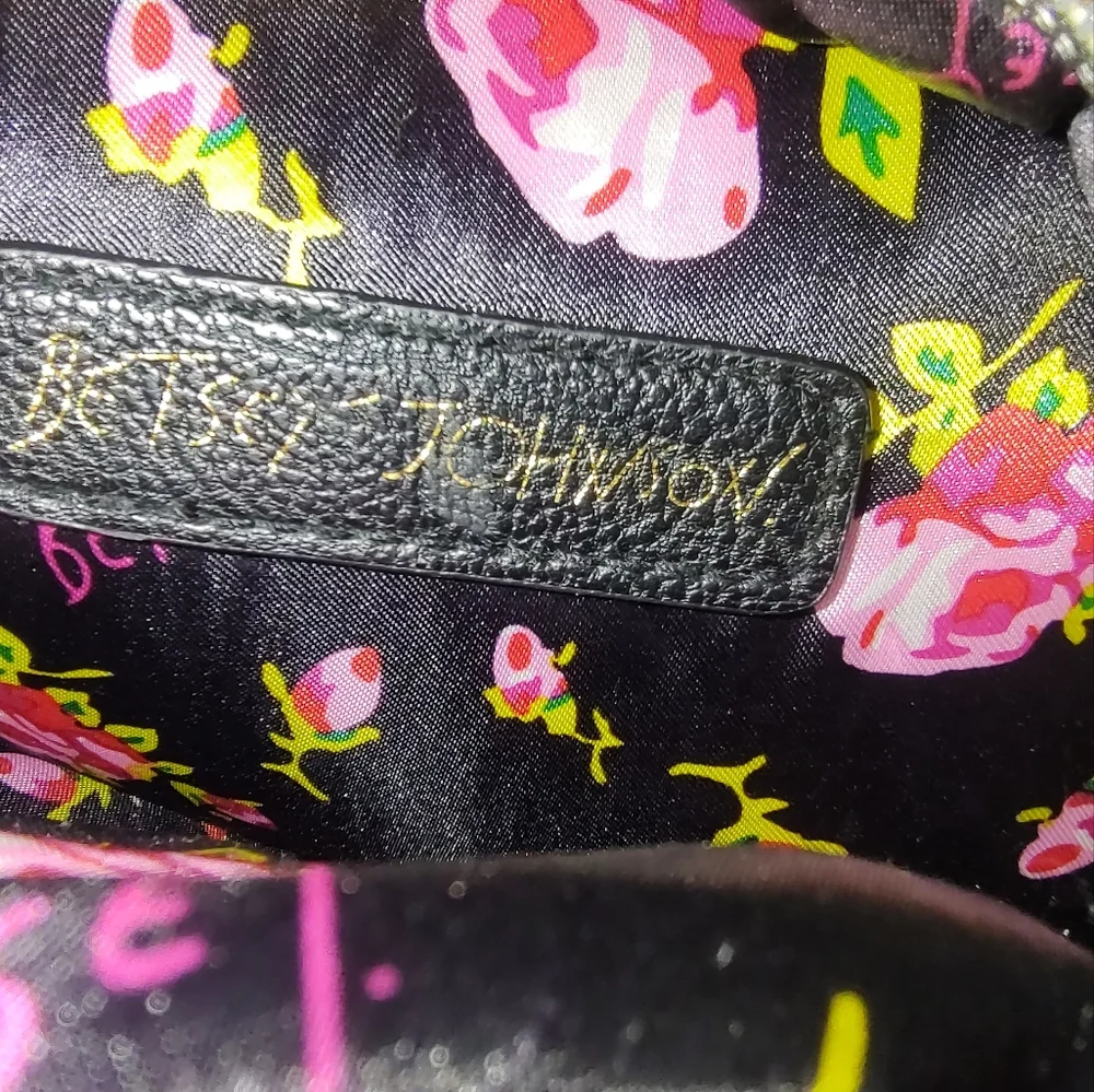 Betsey Johnson cute betsey